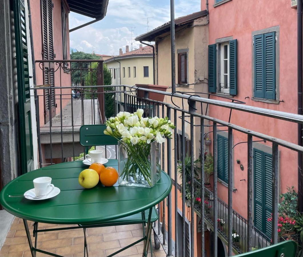 La Casa Di Cate Apartman Sarnico Kültér fotó